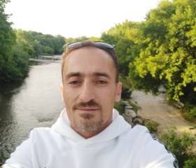 Said, 38, Mississauga