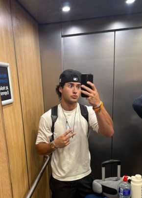Vince из Chicago 19 лет