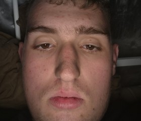 Mitch, 18, Newcastle