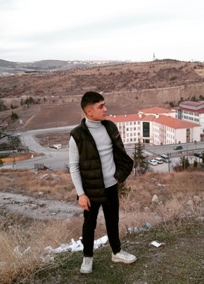 Taner, 19, Türkiye Cumhuriyeti, Ankara