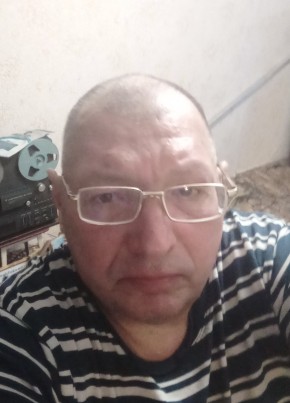 Игорь, 60, Россия, Серпухов