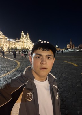 Алексей из Москвы 22 года