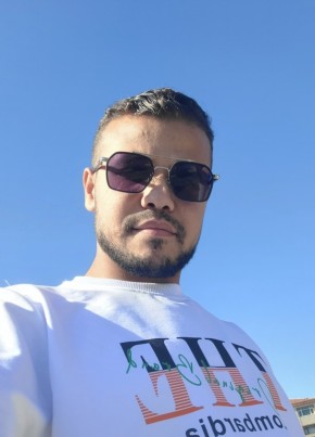 باسل из Gebze 21 год