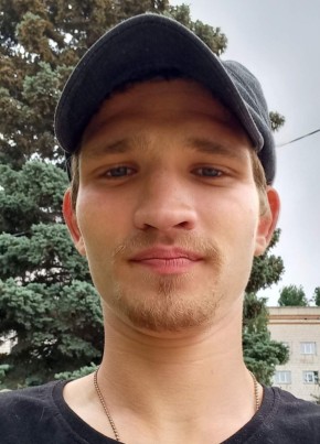 Алексей, 25, Россия, Михайловка (Волгоградская обл.)