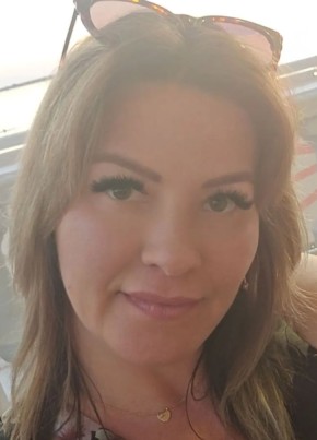 Ирина из Геленджика 42 года