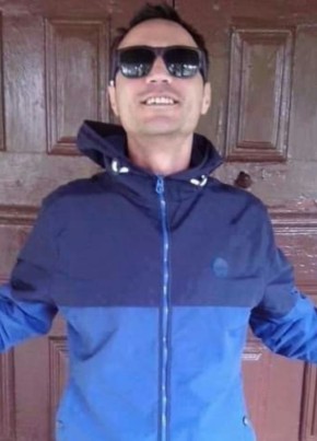 Filipe, 46, República Portuguesa, Guarda