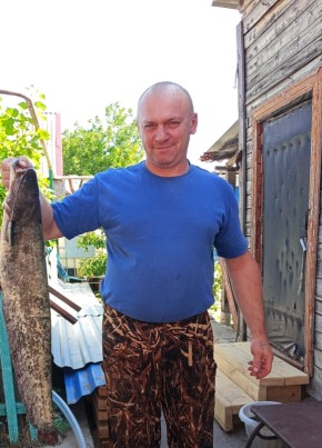 Алексей из Магадана 48 лет