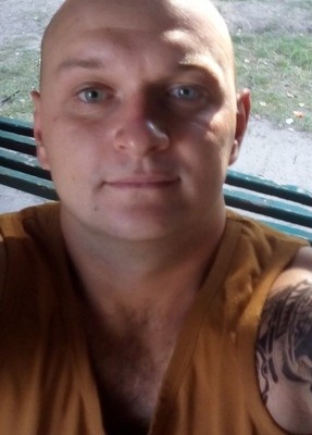 Артем, 31, Україна, Десна
