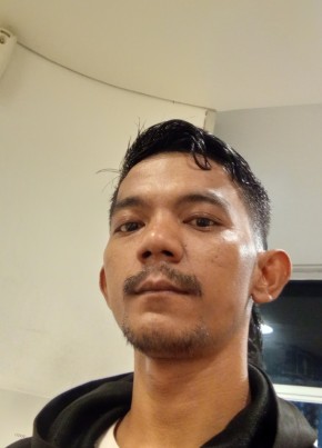 Fajri Nugroho, 34, Indonesia, Djakarta