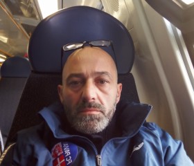 Nicola Ricatti, 51, Milano