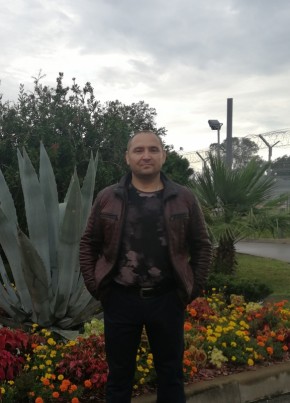 Виталий, 44, Россия, Адлер