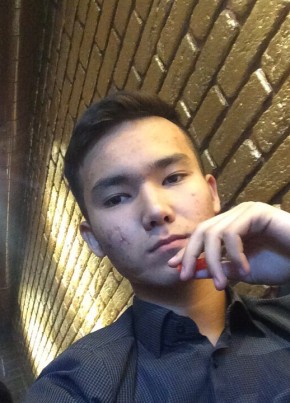 Али, 27, Қазақстан, Алматы