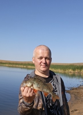 Сергей из Орска 44 года