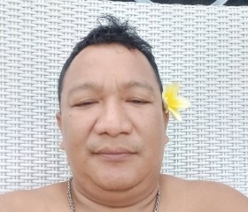 Assegaf, 42, Semarang