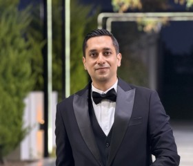 Amir, 34, Sari