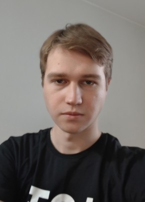 Иван из Томска 22 года