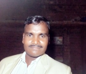 Dilip Kumar, 33 года, Lucknow