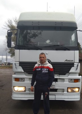 Андрей Калинин, 40, Россия, Тихвин