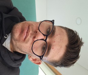 Gonçalo, 23, Peniche