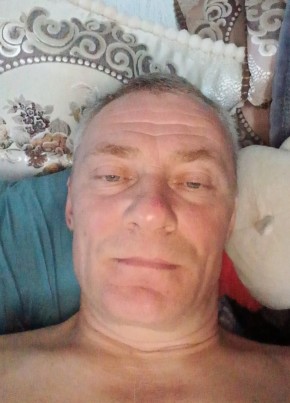 Андрей из Буденновска 46 лет