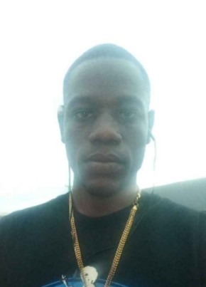 Ethan Isreal, 30, Nigeria, Makoko