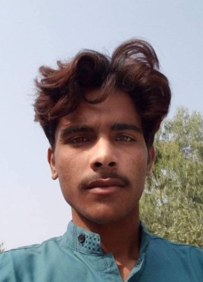 Islam Khan, 20, پاکستان, كوٹ ادُّو‎