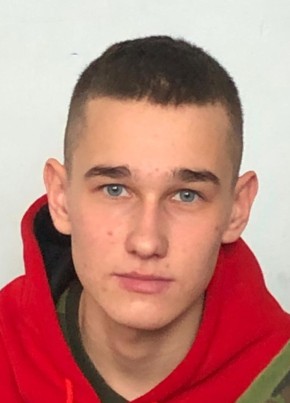 Кирилл, 19, Россия, Волжский (Волгоградская обл.)