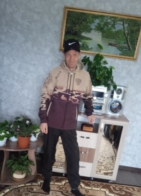 Иван из Саяногорска 43 года