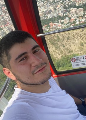 Иван из Владикавказа 25 лет