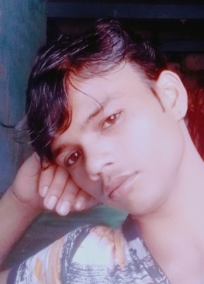 Ajay, 18, India, Ahmedabad