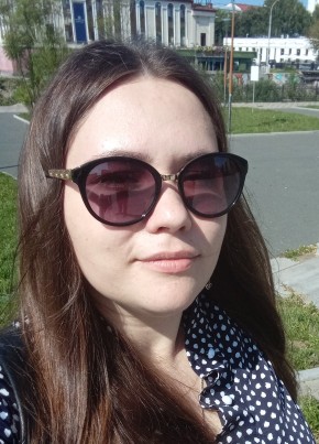 Екатерина, 31, Россия, Нижневартовск
