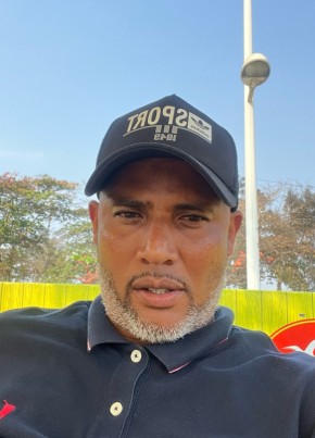 Jorge Mariano, 38, República de Angola, Loanda