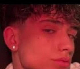 Lucas, 20, San Miguel de Tucuman