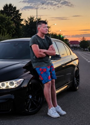 Sergiu из Zalău 18 лет