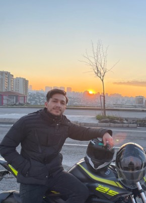 Yasin, 22, Turkey, Istanbul