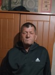 Vitaliy, 51, Kormilovka