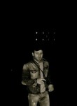 Лев, 33 года