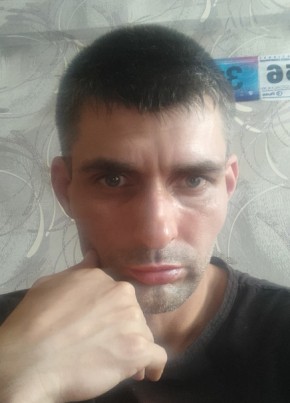 Олег Лихицкий из Саяногорска 38 лет