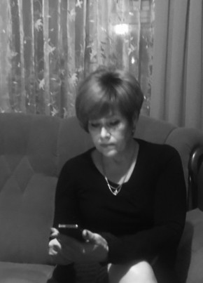 Лариса, 62, Россия, Волжский (Волгоградская обл.)