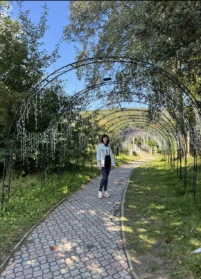 Nadezhda, 39, Russia, Yuzhno-Sakhalinsk