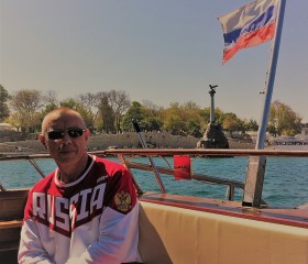 Виктор, 45 лет, Севастополь