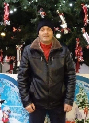 Юрий из Воронежа 51 год