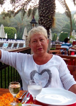 Лариса, 60, Россия, Тула