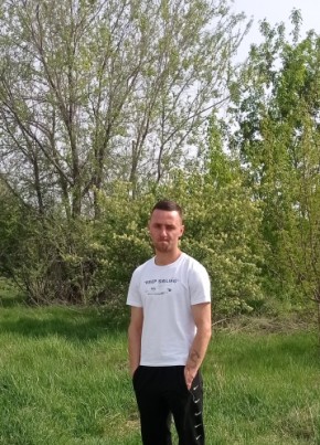 Иван, 31, Россия, Духовницкое