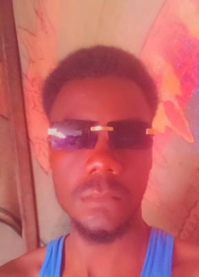 Hassan issa из Ndjamena 30 лет