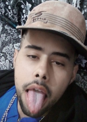 gustavo из São Carlos 18 лет