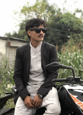 aalu, 21, Nepal, Dharan Bazar