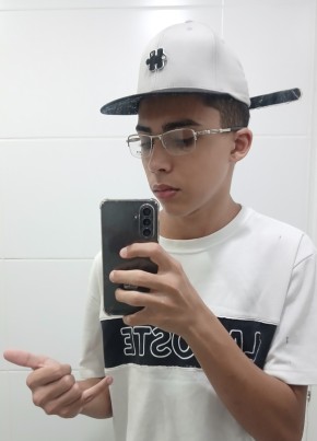Gabriel из Vila Velha 20 лет