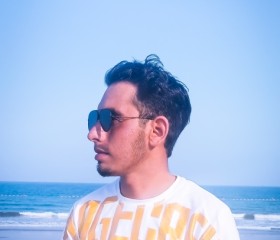 xrheje, 20, Al Fujayrah