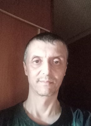 Дмитрий из Омска 47 лет